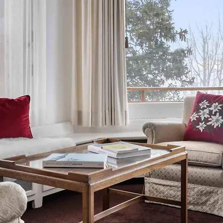 3bedr Private Parking Slopes Access Apartament